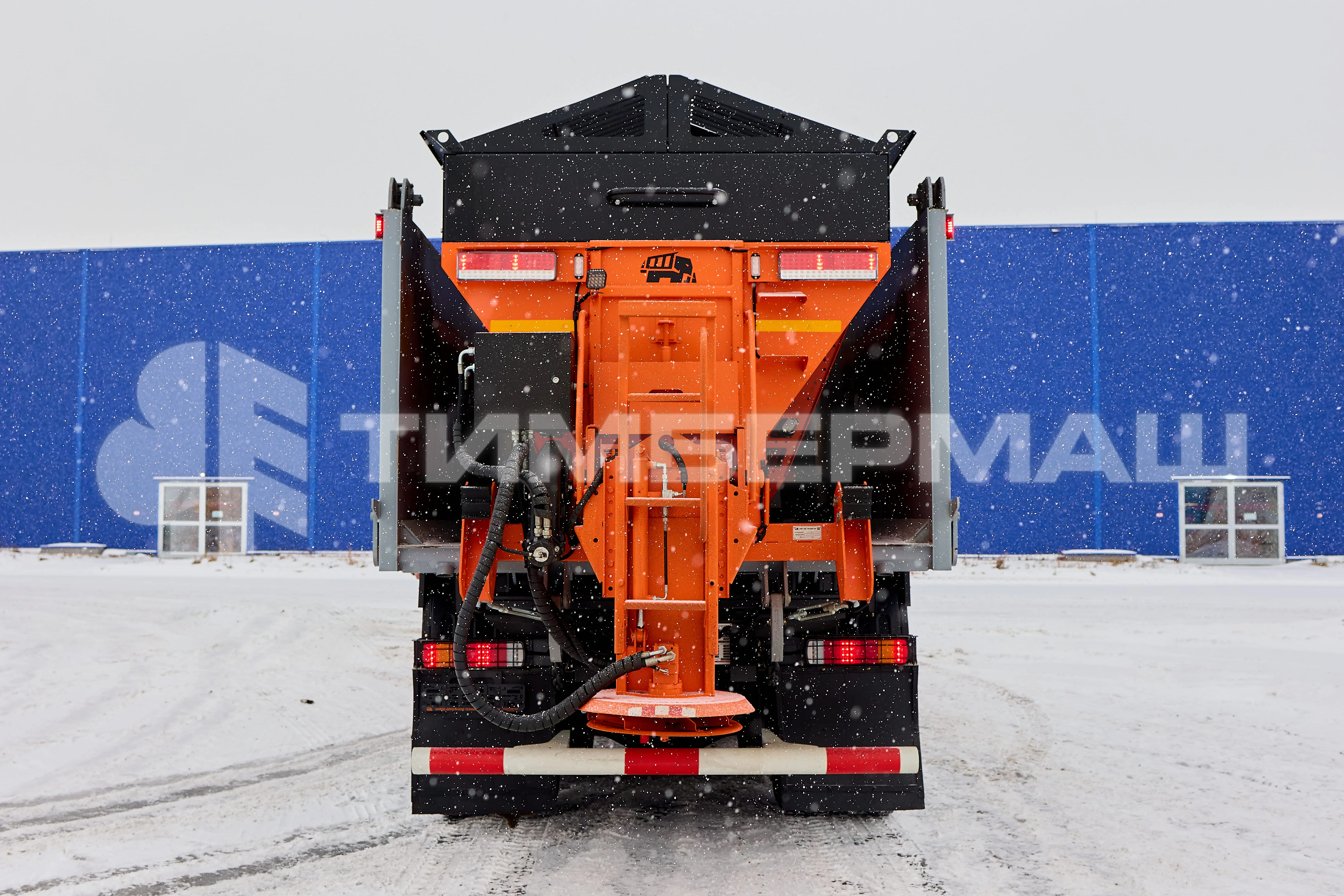 Комбинированная дорожная машина на базе шоссейного самосвала SANY SYZ320C-8S фото 6