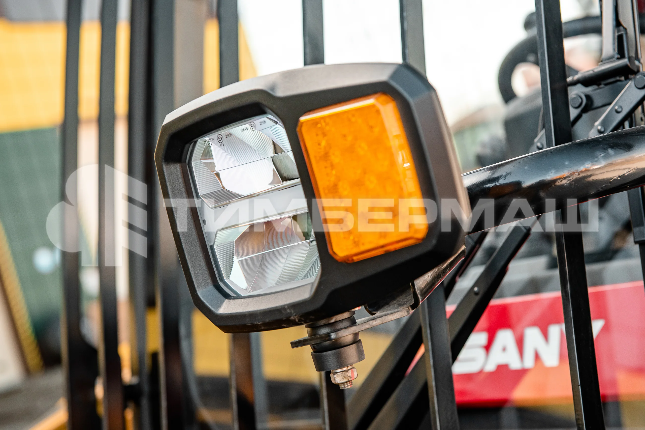 Телескопический погрузчик SANY STH 742 фото 8