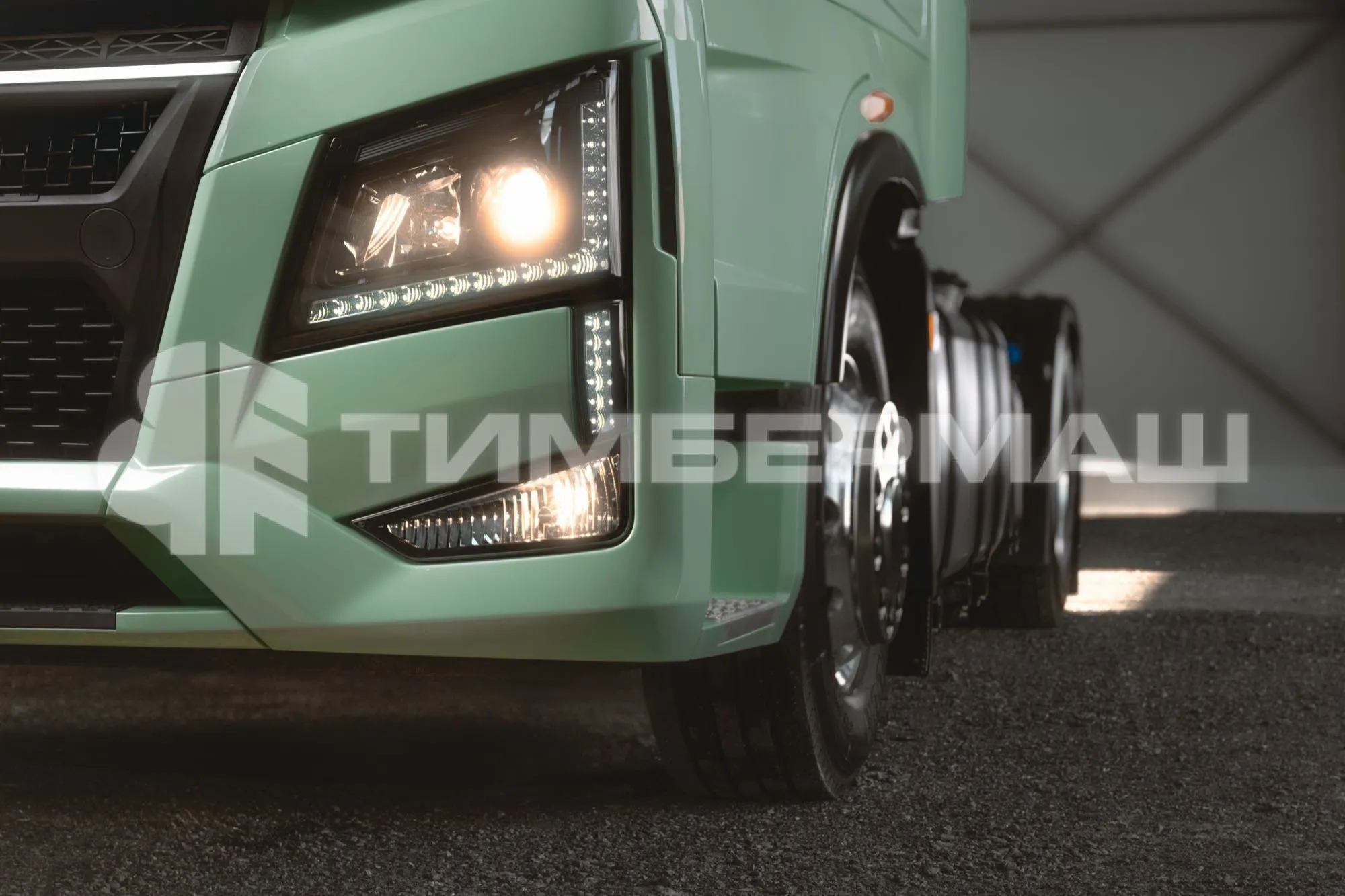 Седельный тягач SANY S490 зеленый фото 7