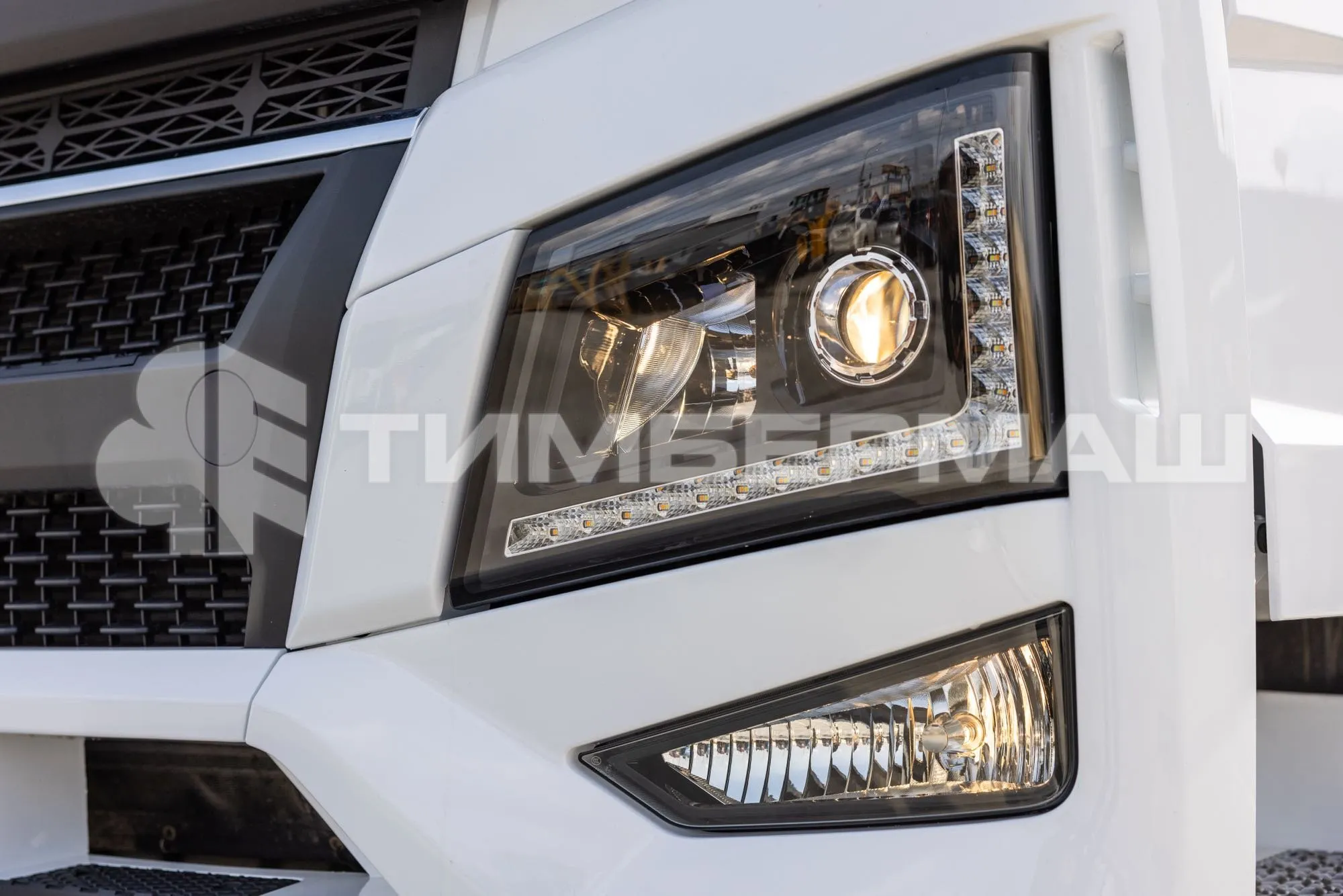 Седельный тягач SANY D495A 4x2 фото 11